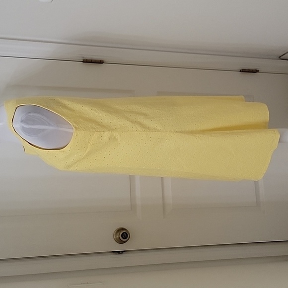 Unbranded Unsized Yellow Eyelet Lace Summer Dress - Picture 3 of 11